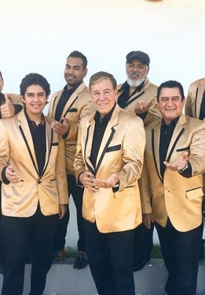Subsecretario de Turismo de Veracruz y “Los Flamers”, heridos tras volcadura