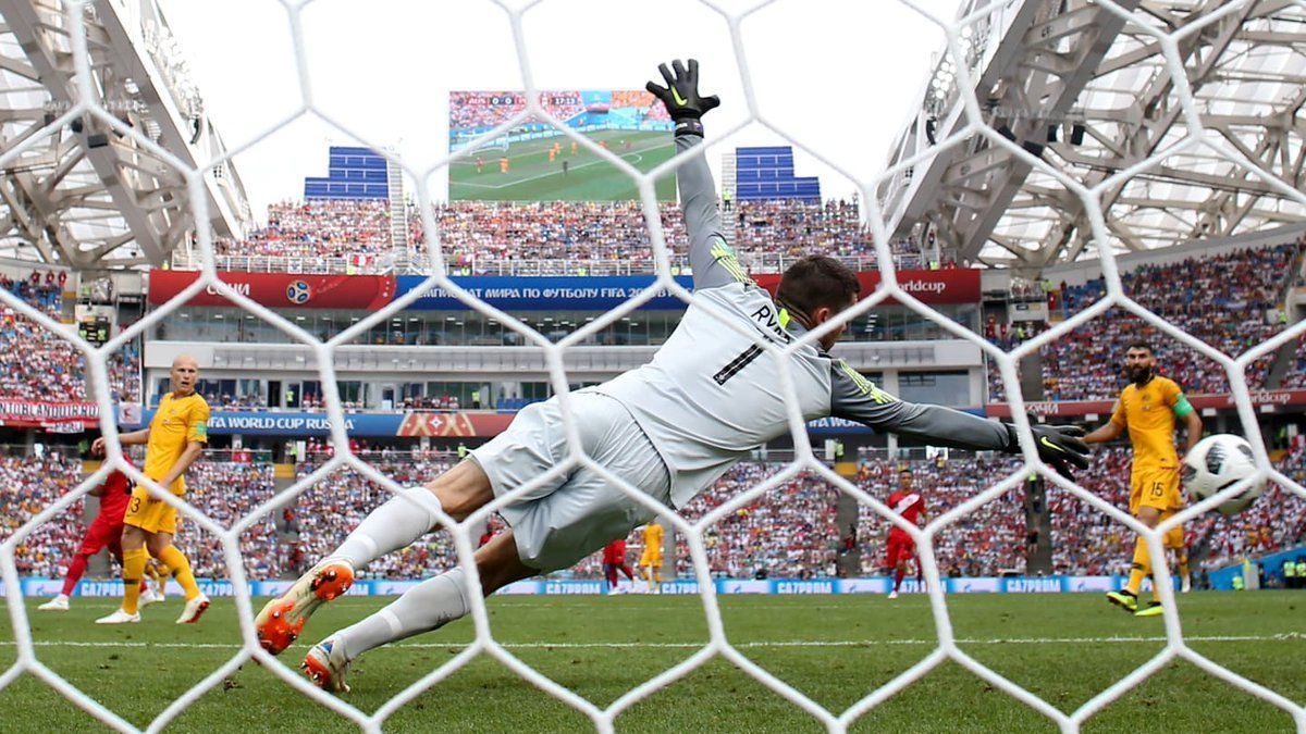 Perú dijo adiós al mundial con victoria 2-0 ante Australia