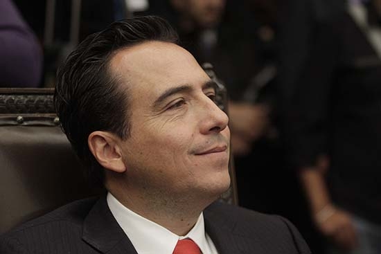 Pablo Fernández sigue con deudas en el PRI