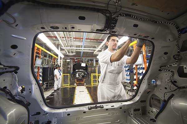 Crece 30% valor de producción de industria en Puebla: Inegi