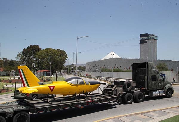 Se suman 10 aeronaves del Ejército a exposición de las fuerzas armadas en Puebla