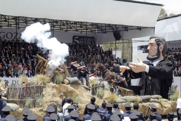 Desfile del 5 de Mayo, 152 aniversario de la Batalla de Puebla