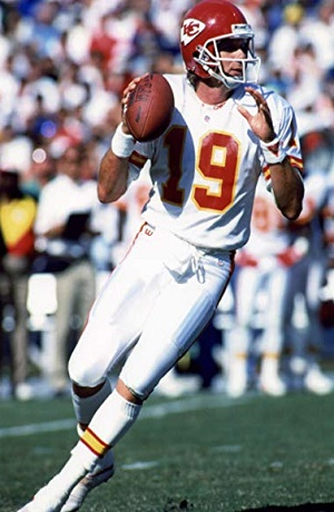 Joe Montana, su salida de 49’ers a los Chiefs