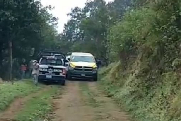 Mueren dos hombres y un menor ahogados tras romperse tubo de riego en Cañada Morelos