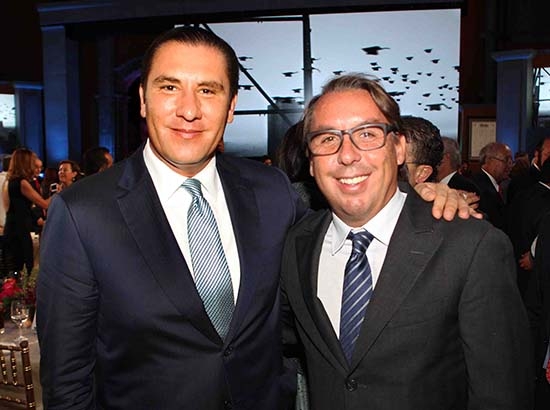 RMV acompaña a Azcárraga en presentación de resultados del programa Bécalos 2014