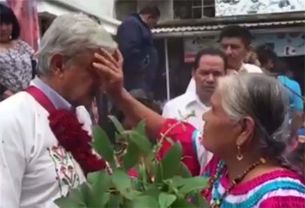 Hacen “limpia” a AMLO en región mazateca de Oaxaca