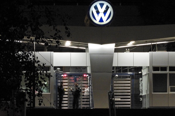 Policía y Protección Civil acudieron a VW por supuesta fuga de gas