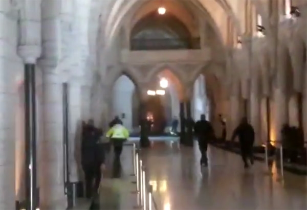 VIDEO: Ataque armado en el Parlamento de Canadá