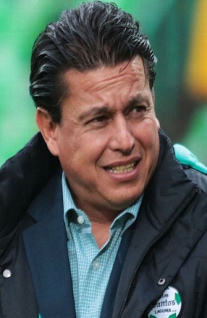 Salvador Reyes fue cesado como DT de Santos Laguna
