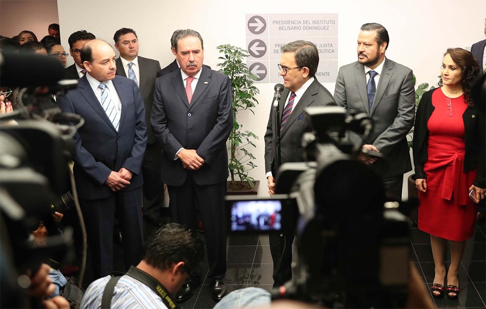 México se reserva estrategia para renegociar el TLCAN