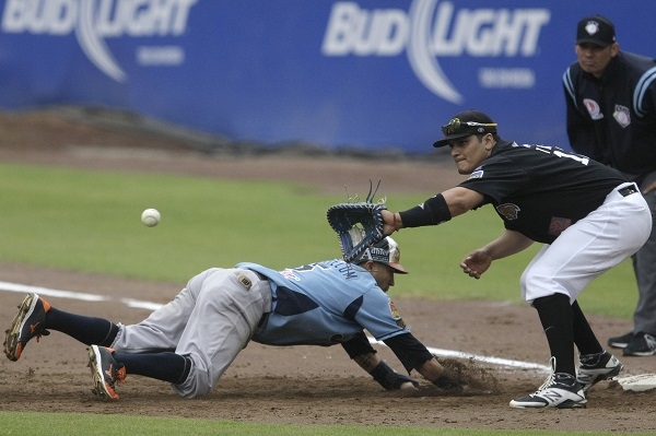 Pericos de Puebla apaleó 19-4 a Tigres de Quintana Roo