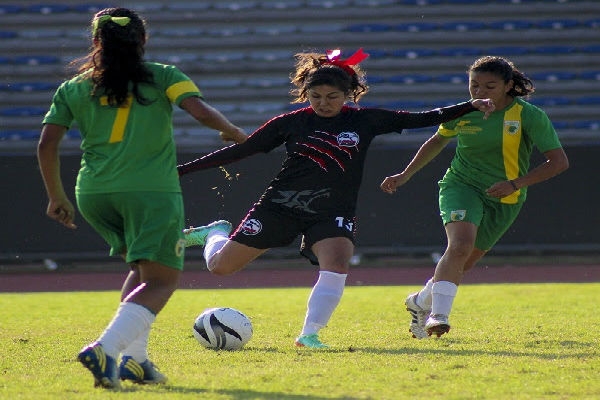 Universiada 2014: Lobos BUAP femenil cayó ante Universidad de Colima