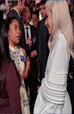 Yalitza Aparicio y Lady Gaga, captadas en pleno “chisme”
