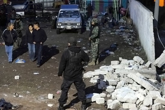 Cancelan actos masivos en Edomex por estampida que mató a 3 personas