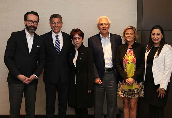 Gali se reúne con el cónsul general de México en Nueva York
