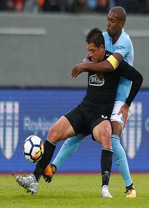 Chicharito y West Ham cayeron 3-0 ante Manchester City