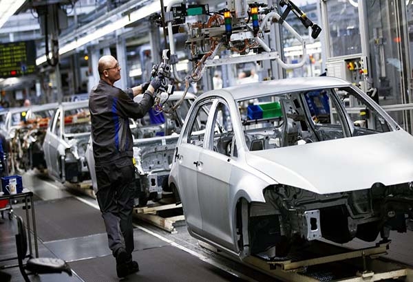 Volkswagen, BMW y Daimler acusados de pagar experimentos con humanos y monos