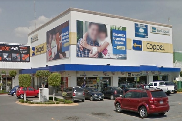 Empistolados saquearon Bodega Coppel en Minerales del Sur