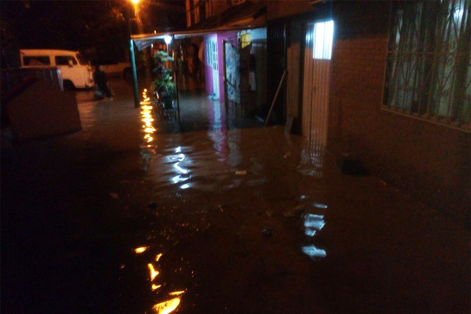 Por segundo día consecutivo, Dren de Valsequillo se desborda en Tehuacán