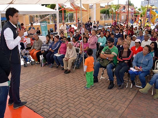 Imparten taller de Vida Saludable en San Pedro Cholula