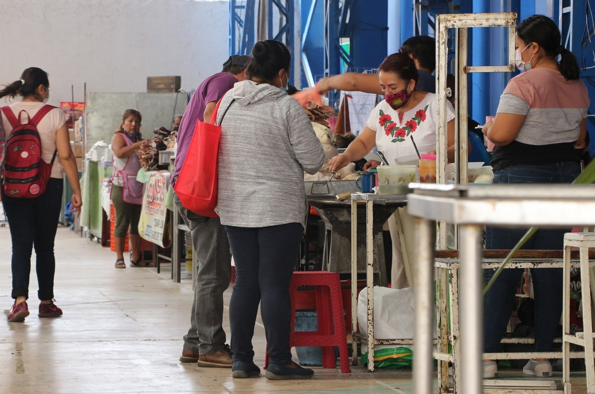 Multa de 500 pesos a los que no usen cubreboca en mercado de Atlixco