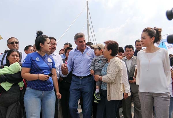 Tony Gali inaugura Distribuidor Vial Xonacatepec
