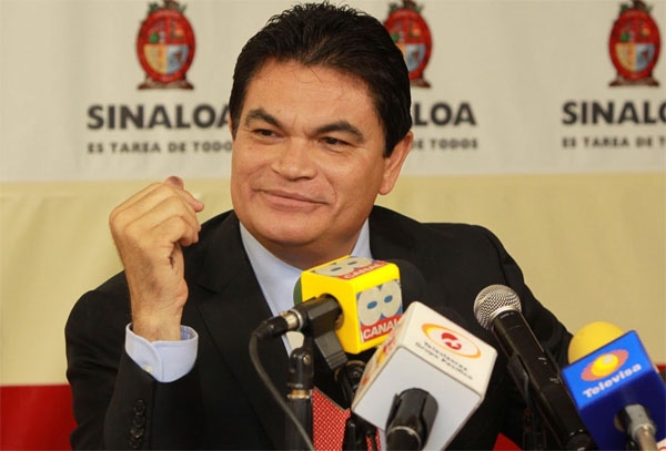 PGJ abre proceso contra médicos que protestaron en Sinaloa