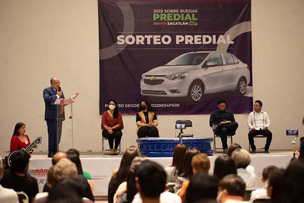 Zacatlán aumenta en 20% recaudación por predial: Pepe Márquez