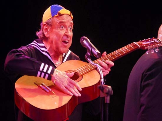 Sigue el circo de la política: Quico iría por candidatura en Querétaro
