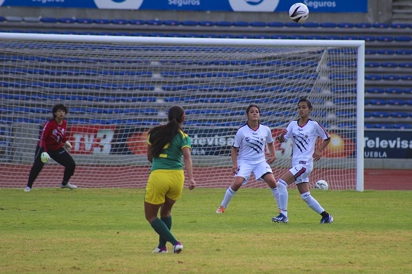 Universiada 2014: Lobos BUAP femenil debutó con victoria en futbol