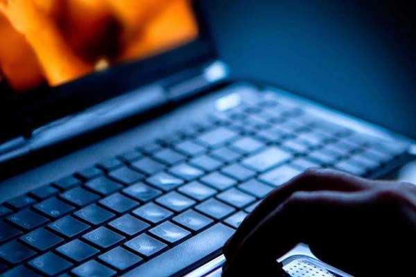 Lanzan alerta en Puebla por fraudes mediante robo de contraseñas de banca móvil
