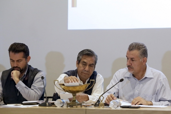 Tony Gali envía al Congreso estatal su cuenta pública 2017