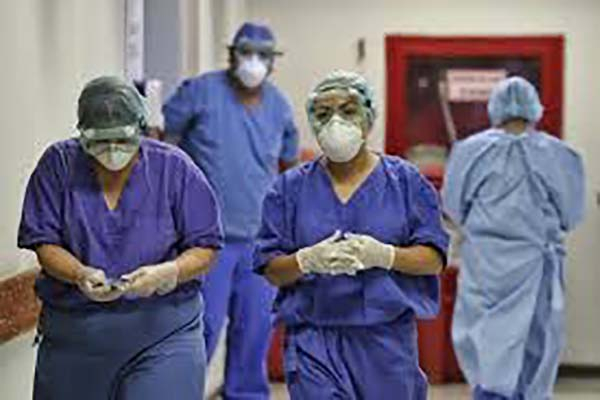 México registra más de 7 mil casos de COVID-19 en un día