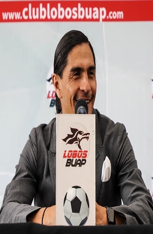 “Estoy aquí para ganar y mantener la categoría con Lobos BUAP”: Paco Palencia