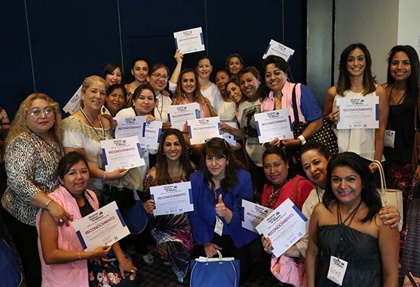 Martha Érika Alonso encabeza a panistas poblanas en foro nacional “Mujeres Hablemos de México”