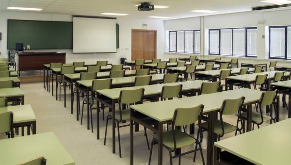 Hasta 600 escuelas particulares de Puebla quiebran por pandemia