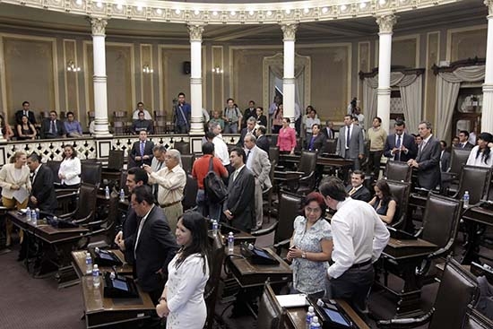 Los diputados del PRI y PAN, los más faltistas del Congreso de Puebla