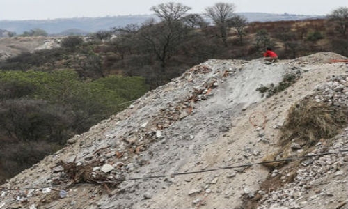 Área protegida de Zapopan en riesgo por tiraderos de escombro