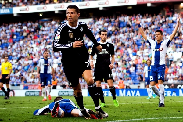 Real Madrid goleó 4-2 al Espanyol con hat trick de Cristiano Ronaldo