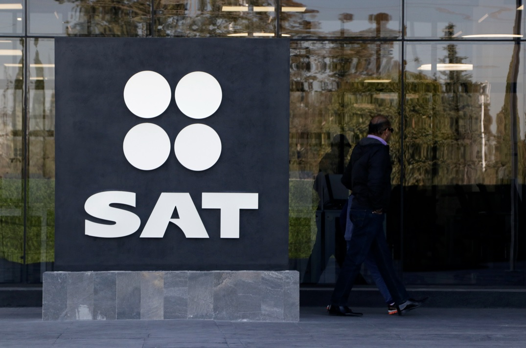 SAT cancela registro a 23 notarías de Puebla