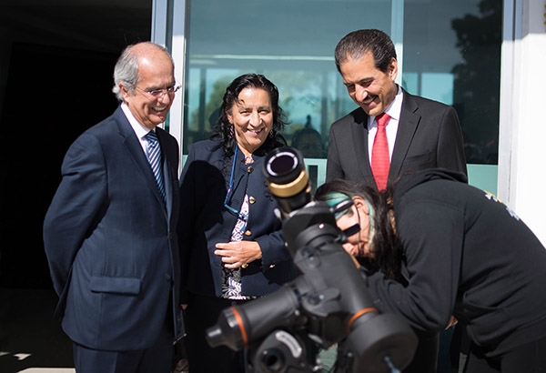 Esparza Ortiz inaugura laboratorios y aulas en Físico Matemáticas de la BUAP