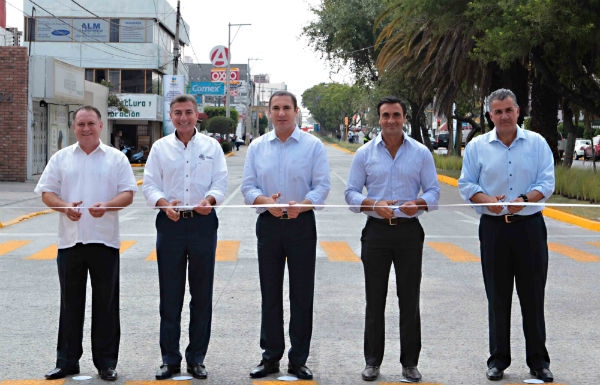 RMV y Gali inauguran pavimentación de la 31 Poniente-Oriente
