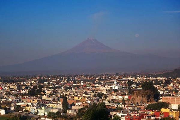 Gobierno de Puebla tiene listos 205 albergues en caso de contingencia del Popocatépetl