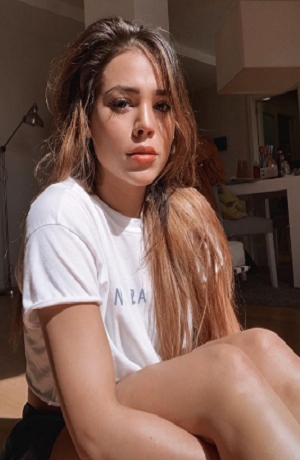 Danna Paola “puso en su lugar” a su sensual hermana