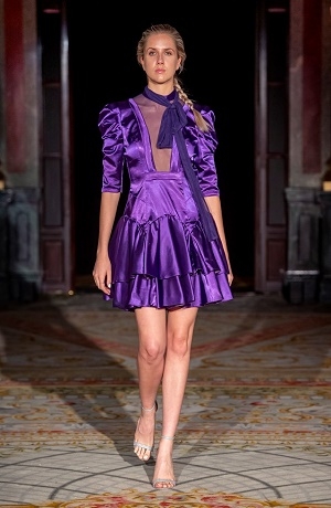 Diseñador poblano presentó colección en el París Fashion Week