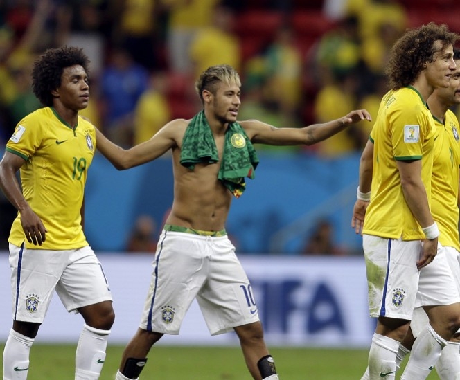 FIFA investiga a Neymar por enseñar calzones