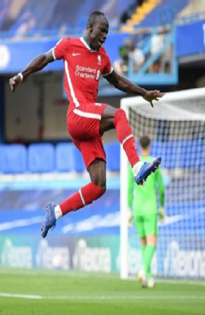 Liverpool derrotó 2-0 al Chelsea con goles de Sadio Mané