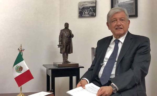 AMLO no vería mal continuar construcción del NAIM en Texcoco