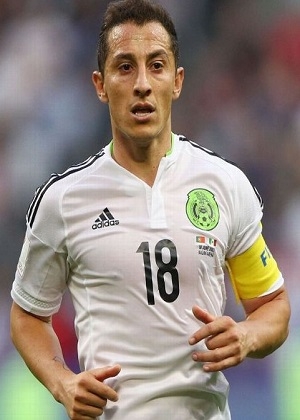Andrés Guardado está en la mira del Betis