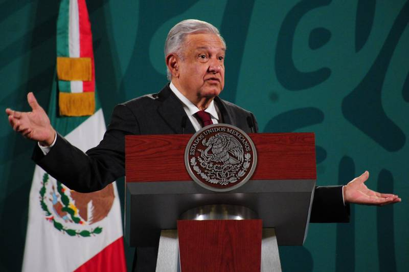 AMLO cuestiona a universidades públicas por no reabrir aulas